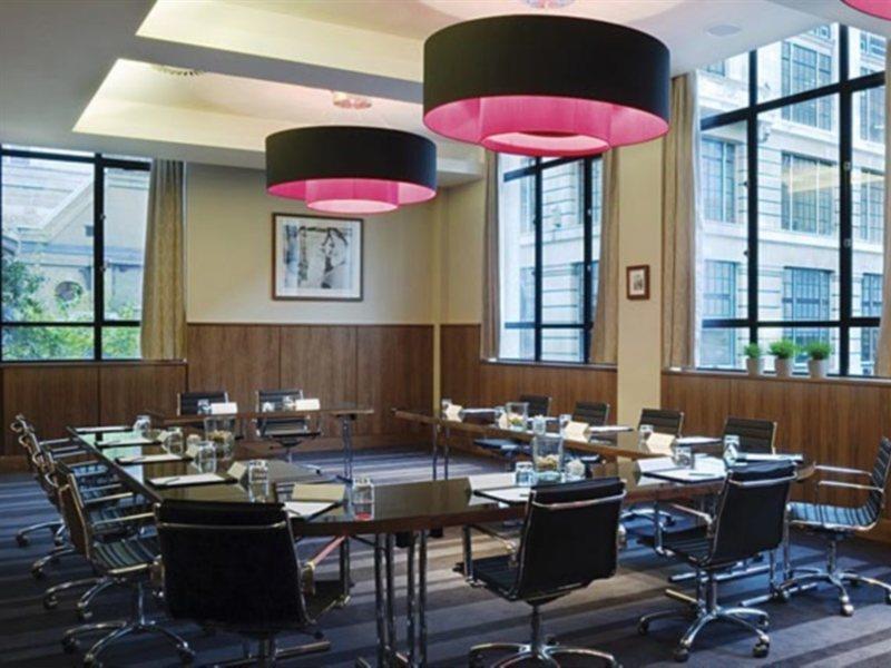 Apex City Of London Hotel Exterior photo