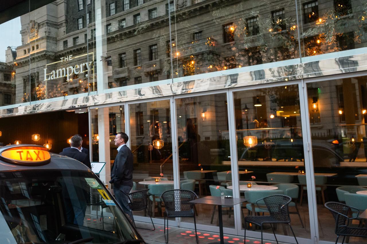 Apex City Of London Hotel Exterior photo