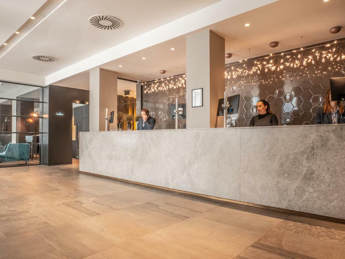 Apex City Of London Hotel Exterior photo